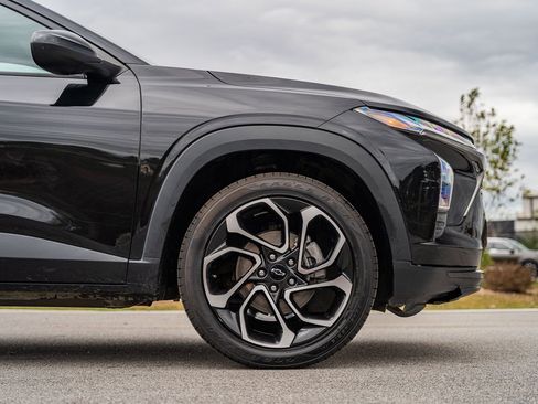 Used 2024 Chevrolet Trax RS w/ Driver Confidence Package image 9