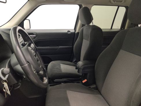 Used 2016 Jeep Patriot Latitude image 17