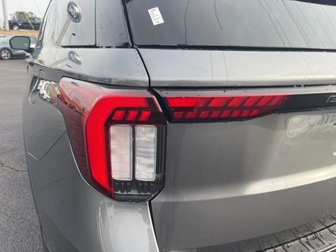New 2026 Ford Explorer ST-Line image 27
