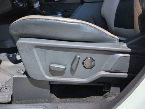 Certified 2024 Ford Bronco Wildtrak AWD/4WD image 23