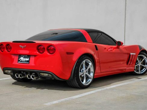 Used 2010 Chevrolet Corvette Grand Sport w/ Preferred Equipment Group RWD image 9