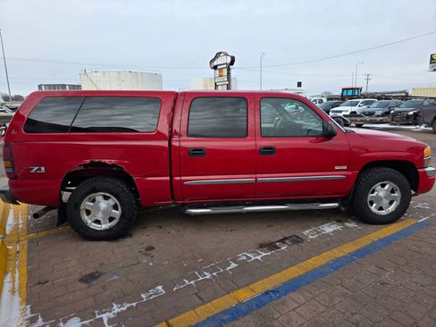 Used 2005 GMC Sierra 1500 SLE w/ Off-Road Package image 4