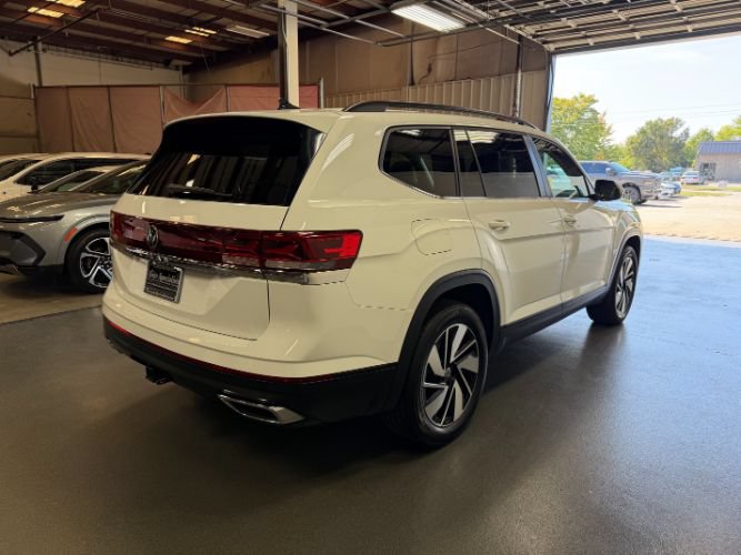 Used 2025 Volkswagen Atlas SE FWD image 5