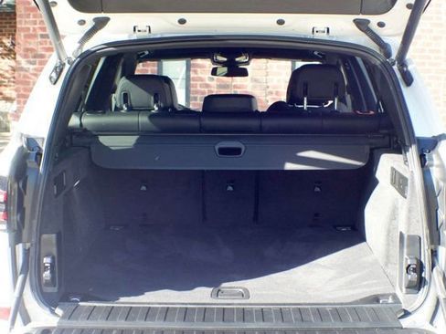 Used 2024 BMW X5 xDrive40i w/ M Sport Package AWD/4WD image 53