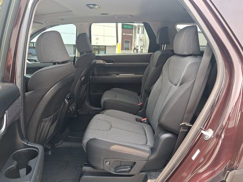 Used 2021 Hyundai Palisade SEL w/ Winter Package AWD/4WD image 11