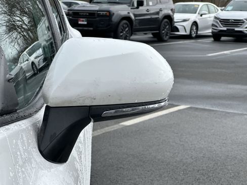 New 2026 Toyota Camry SE image 14