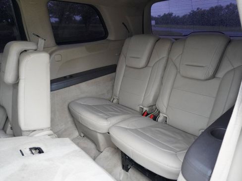 Used 2013 Mercedes-Benz GL 550 4MATIC image 26