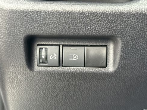 Used 2024 Toyota RAV4 XLE FWD image 26