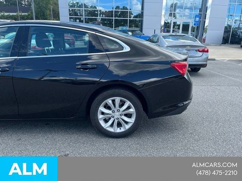 Used 2025 Chevrolet Malibu LT FWD image 5