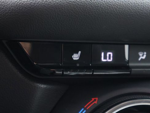 Used 2025 Chevrolet Blazer LT image 36