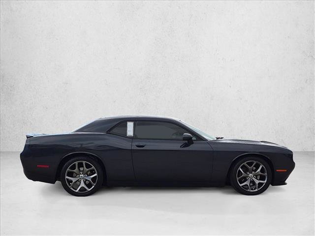 Used 2017 Dodge Challenger SXT RWD image 4