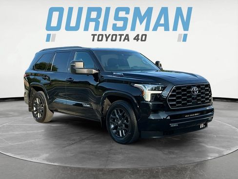 Used 2025 Toyota Sequoia Platinum AWD/4WD image 1