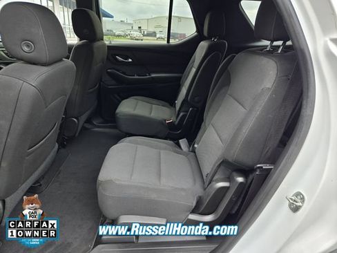 Used 2023 Chevrolet Traverse LT FWD image 6