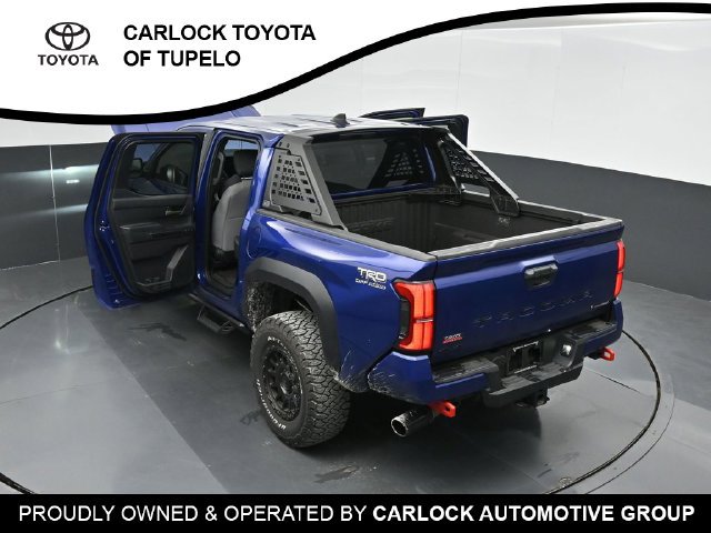 Used 2025 Toyota Tacoma TRD Off-Road AWD/4WD image 80