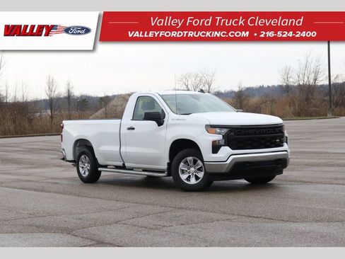 Used 2025 Chevrolet Silverado 1500 W/T RWD image 1