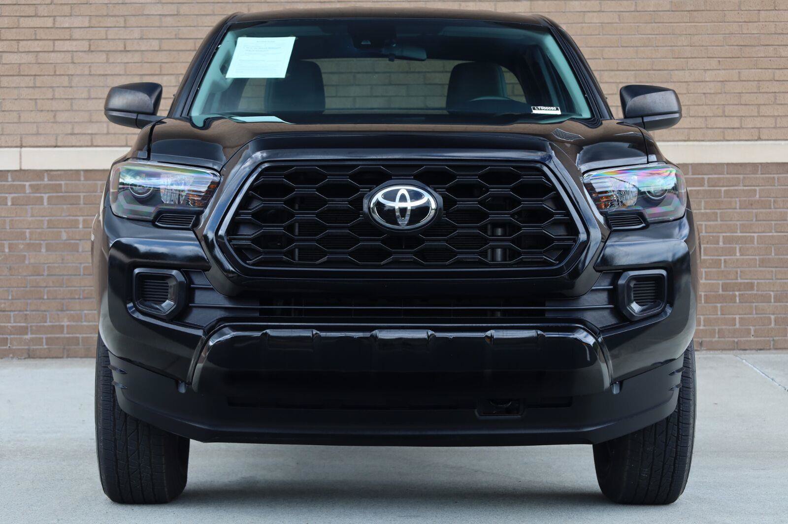 Used 2020 Toyota Tacoma SR AWD/4WD image 6