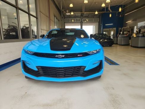 Used 2023 Chevrolet Camaro SS RWD image 6