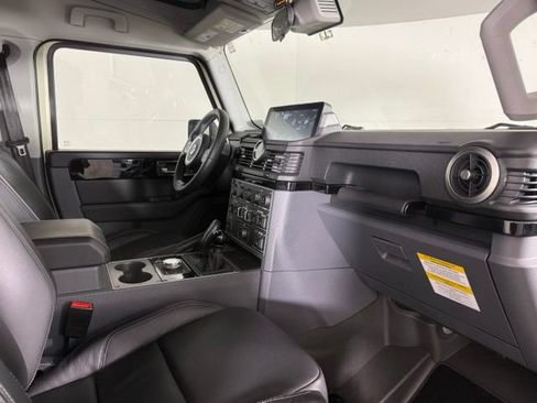 Used 2024 INEOS Grenadier AWD/4WD image 32
