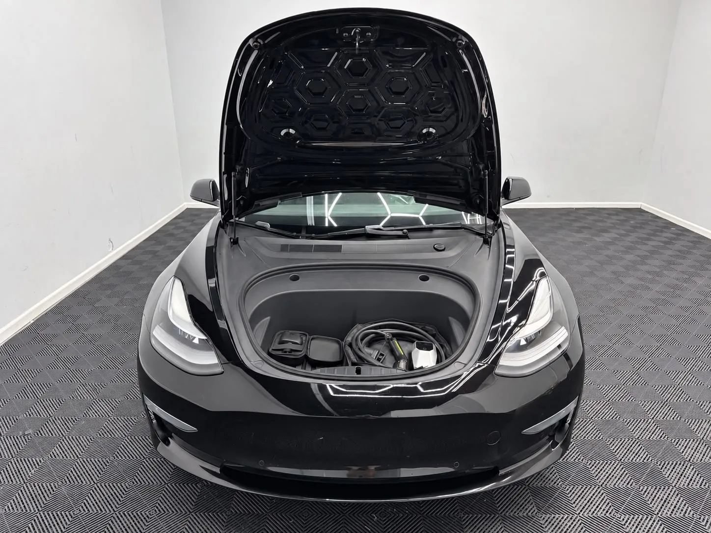 Used 2021 Tesla Model 3 Long Range AWD/4WD image 18