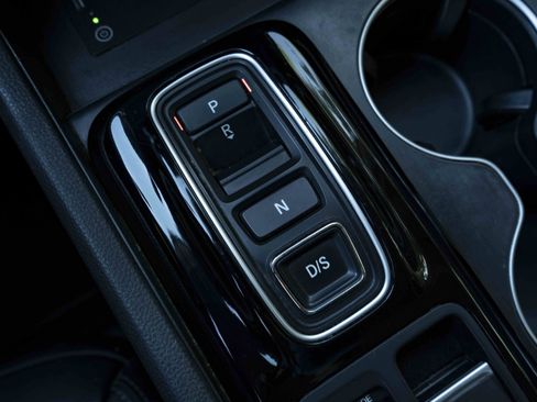 Used 2023 Honda Pilot Touring image 30
