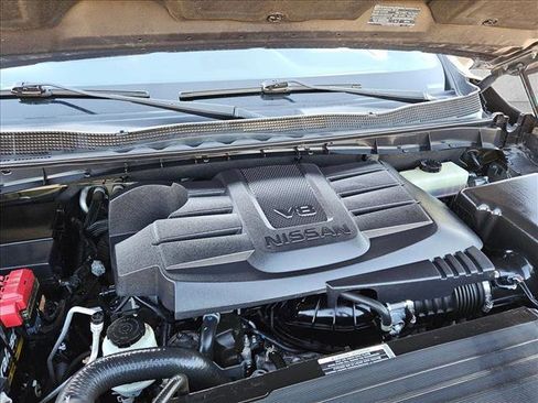 Used 2021 Nissan Titan PRO-4X w/ Pro-4x Utility Package image 22