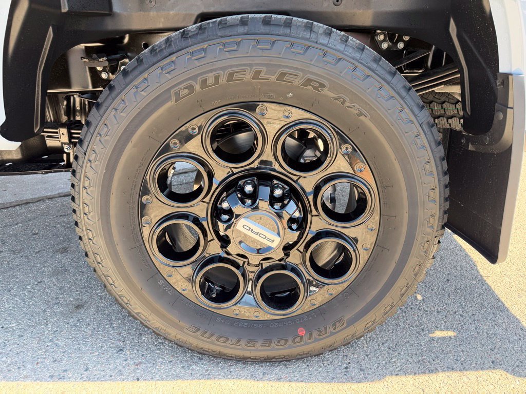 New 2026 Ford F350 Lariat w/ Black Appearance Package AWD/4WD image 7
