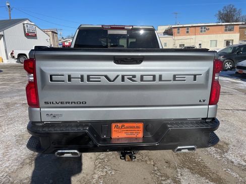 Used 2023 Chevrolet Silverado 1500 LT Trail Boss w/ Convenience Package II image 17