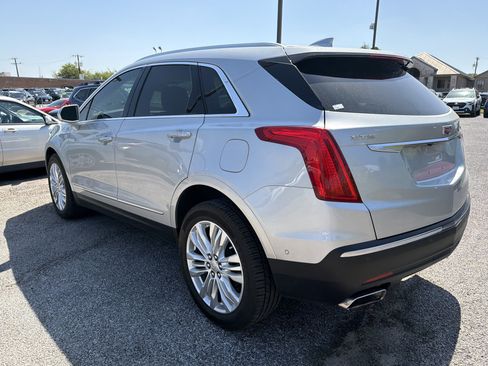 Used 2019 Cadillac XT5 Premium Luxury w/ Driver Assist Package FWD image 5
