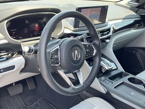 Certified 2026 Acura MDX SH-AWD w/ Technology Package image 17