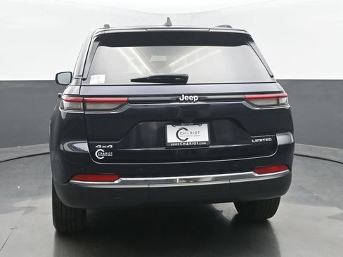 Used 2024 Jeep Grand Cherokee Limited AWD/4WD image 5