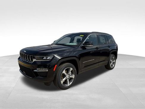 New 2025 Jeep Grand Cherokee Limited image 22