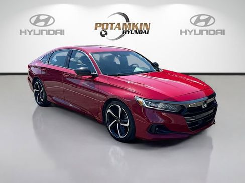 Used 2022 Honda Accord Sport image 3