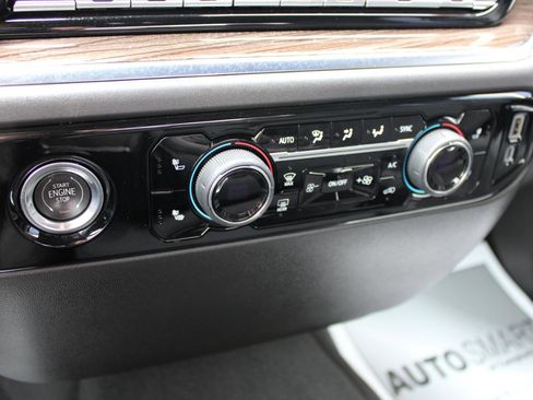 Used 2024 Chevrolet Silverado 1500 LT image 26