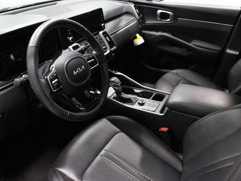 Used 2023 Kia Sorento S w/ Panoramic Sunroof Package FWD image 23