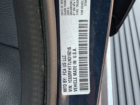 Used 2020 RAM 1500 Limited AWD/4WD image 26
