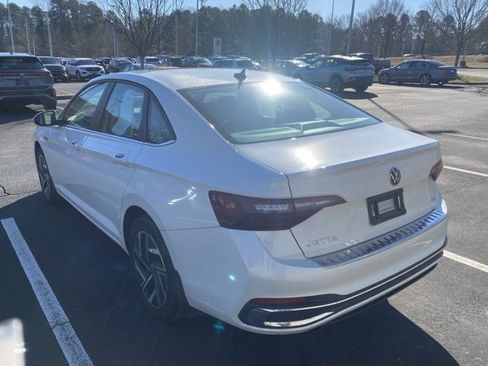 Used 2024 Volkswagen Jetta SEL image 10