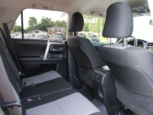 Used 2023 Toyota 4Runner SR5 AWD/4WD image 25