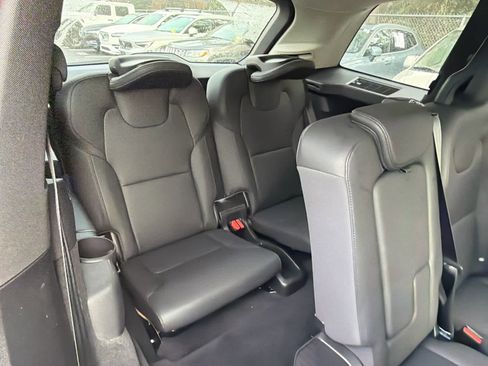 Certified 2023 Volvo XC90 B5 Plus w/ Protection Package Premier image 21