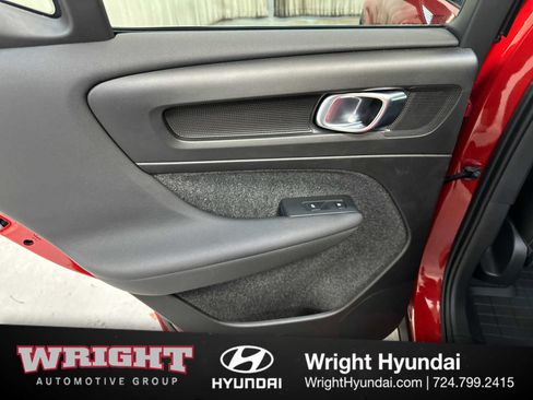 Used 2023 Volvo XC40 B5 Plus w/ Driver Assist Package image 12