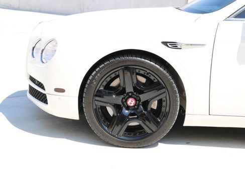 Used 2015 Bentley Flying Spur V8 AWD/4WD image 28