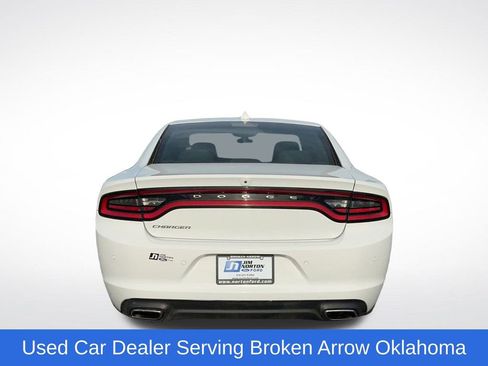 Used 2023 Dodge Charger SXT image 4