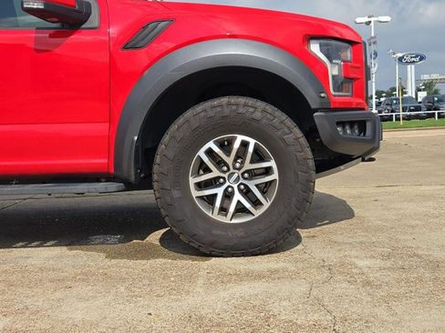 Used 2018 Ford F150 Raptor w/ Equipment Group 802A Luxury AWD/4WD image 21