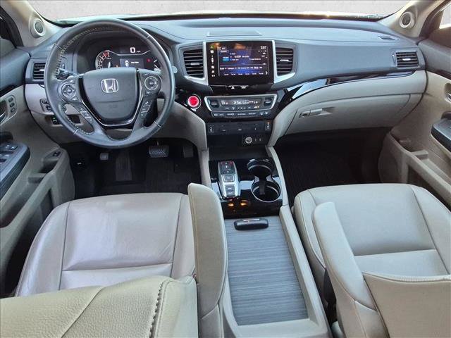 Used 2016 Honda Pilot Touring image 18
