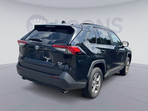 Used 2025 Toyota RAV4 XLE AWD/4WD image 7