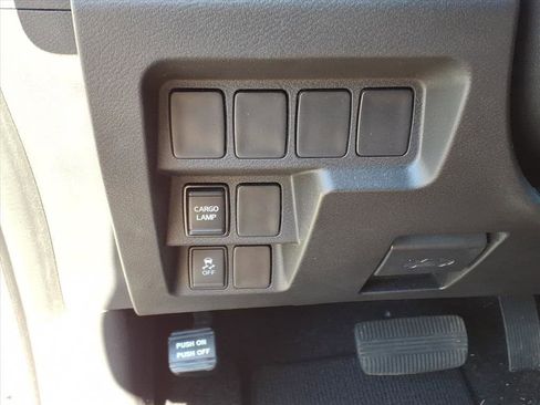 Used 2024 Nissan Frontier S w/ S Utility Package image 14