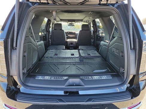 New 2026 Chevrolet Tahoe Premier AWD/4WD image 17