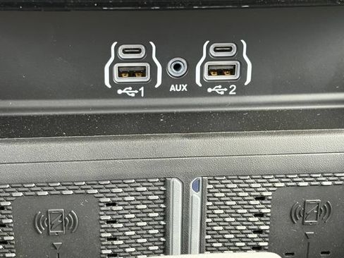 New 2026 RAM 2500 Laramie AWD/4WD image 23