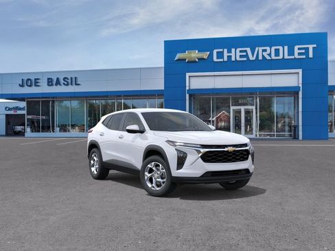 New 2026 Chevrolet Trax LS FWD image 1