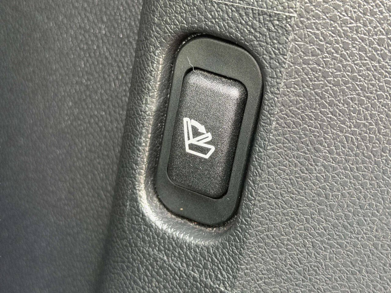 Used 2017 Ford Explorer Sport w/ Equipment Group 401A AWD/4WD image 25