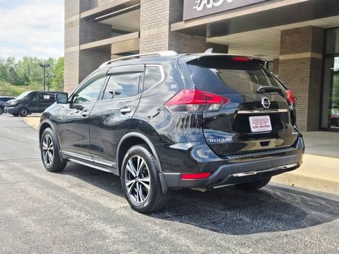 Used 2017 Nissan Rogue SL w/ SL Premium Package image 8